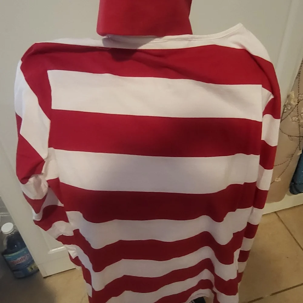 Where's Waldo Sweater and Cap Size Small Cosplay - Picture 4 of 5